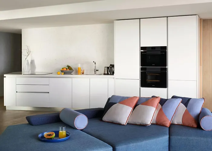 Mega Two-Bedroom Queen Suite